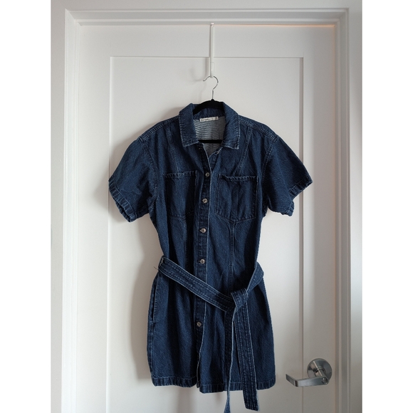 ABERCROMBIE & FITCH | Short-Sleeve Denim Shirt Dress - Picture 1 of 3